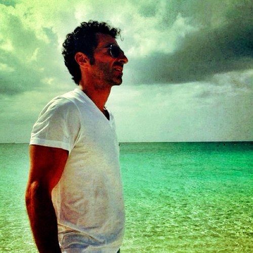 Serial entrepreneur and art, crossfit, literature-philosophy, Rockn-roll, Web passionate