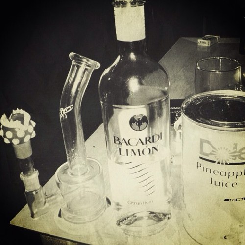 iTokeiDrink's profile picture. Dank and Drank is life #StonedLife #CollegeLife