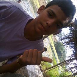 - Sou loco pq vivo em um  mundo naum merece minha lucidez '