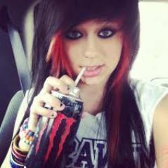 Hey, My name is Nikki. My mother is @ITS_SENKHARA. I love my family, if you hurt them you're going down. |18|