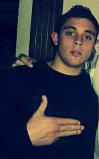 Muchos te conocen,pero pocos saben quien eres MCB :)