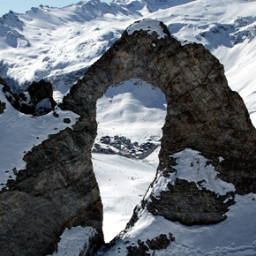 Ykarine1's profile picture. 