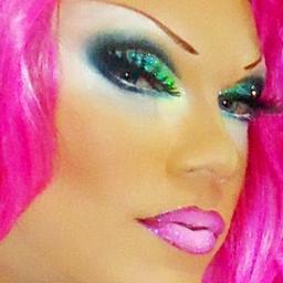 Uma Drag Potiguar com titulos em todo Brasil.
Sendo os mais Falados:
- Top Drag Nordeste 2009 em Petrolina - PE
- Brazilian Drag Show 2010 - Blue Space - SP