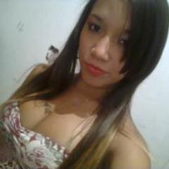 16 anos , pikena , ciumenta , amiga , extressada , divertida , CORITHIANA e feliiiiz ! e fam do do MC KAUAN s2