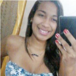 Aprendi a sorrir e ser forte,porque se eu não for feliz, ninguém vai ser por mim.