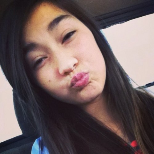 truely_sarah's profile picture. Umm... Im clueless half the time!! So what am i suppose to put in here ? O.o BYE