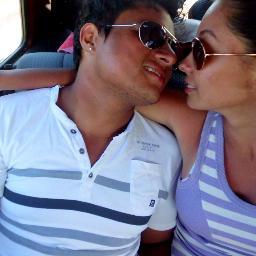 Não pense nos momentos difíceis como o fim do mundo,
e sim como mais um obstáculo a ser superado.
Pois é dos momentos difíceis que se cresce.