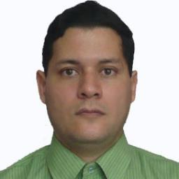 Ingeniero en sistemas 
Manifestante por la verdad