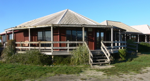 The Pūkorokoro Miranda Naturalists' Trust own the Shorebird Centre on the shore of the Firth of Thames, and advocates for shorebirds, and is self-funding.