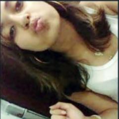 ზ'Gosto de dormi na aula rsrs, amo 'DEUS', minhas 'amigas' , amo 'chocolate' :3 , sou do signo  de 'escorpião' , amo 'musica' :3 e tenho 16 anos' :D ზ