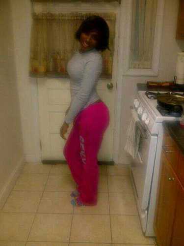 loving my BOY anit no WORRIES im holding this one down whatevaaa i want he GETSS (: 120512 Nick WIFEEE !