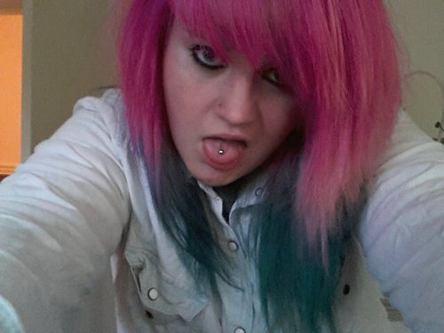 natalieeelouise's profile picture. 18 taken.