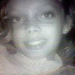11 year old girl #MJFAM FOR LIFE! #GEMINI @starsmoonchild is awesome! direcioner, i also love bob marly, nicki minaj and elvis presly #YMCMB