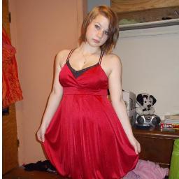 Follow me and i'll follow you. I'm 17, graduated, and I have a diverse taste in music. I have an amazing boyfriend, and I love him very much.