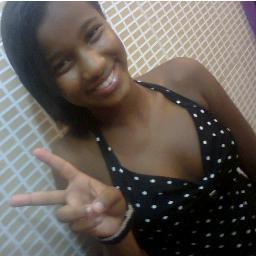 sou ariana,adoro rebelde brasil,sou flamenguista de coraçâo