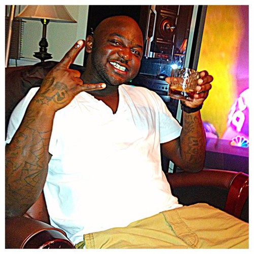 DIS MY 2nd PG FA WHEN THEM BITCHES PUT ME IN TWITTER JAIL LOL BUT MY MAIN PG IS @FearTheKickz YALL GO FOLLOW