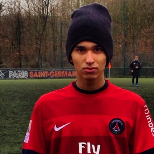 Brazilian from Rio de Janeiro, living in France. Soccer Player at Paris Saint Germain. @PSG_inside instagram: j_curty