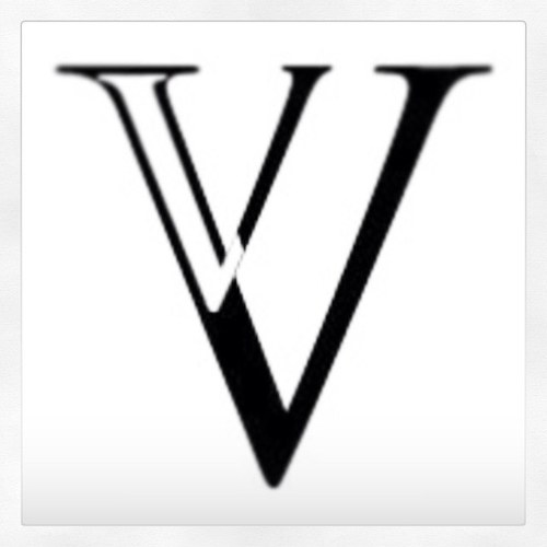 Von_Vonni's profile picture. The Von Vonni girl is drawn to clean & wearable silhouettes as they allow her to express her innate style and glamour.