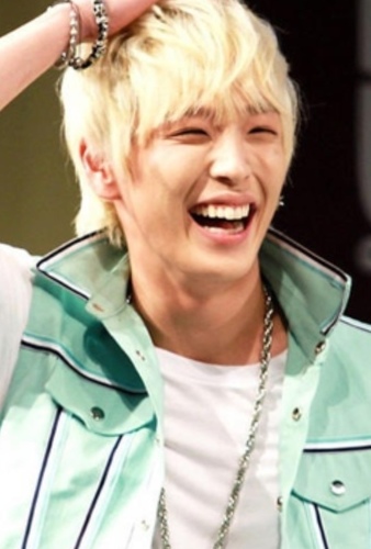 B.A.P Himchan bot. 2013 1*13~