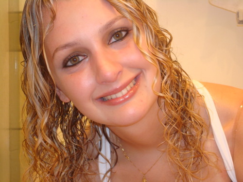 Essa menina não é capaz de botar o peão pra rodar.

https://t.co/ePCqQNbCic