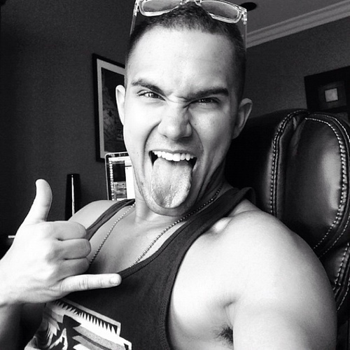 Carlos__Pcna's profile picture. Im in a band called big time rush. C1: Taken by logan {8.30.12} ❤ C2: Single but a player&staying one C3: Single/Looking C4:Single/Looking C5:BestFrand Jess