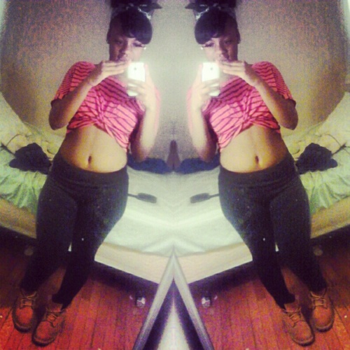 gorgeous lil lady . chasingg dreams . FMOIG : imthatniggaaaa_