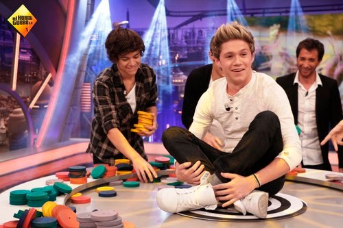 latinapocito's profile picture. Amando a Niall un pocito, naaaaaaah mentiras lo amo más que un pocito de mi vida♥.  #Directioner #Belieber