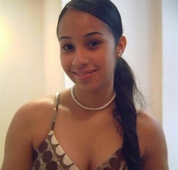 sweetsarahbrook's profile picture. 