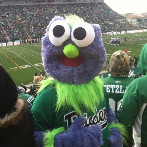 aarsen17's profile picture. profesional power lineman kinda. partime krotchwaffle left fielder. kincaid maroon grinder. and now a snow shovel expert