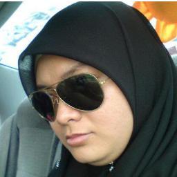 Just a simple person. May bring some brightness for yr life even with a simple smile.