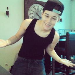 davidjason15's profile picture. hola soy david el oficial tengo 16 años y me gusta jugar rugby