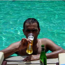 Passionate about travel, red wine, poker, Twitter.. Share a love/hate relation with India.
