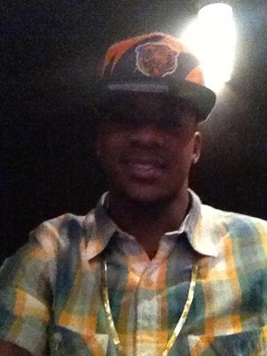 This bio don't make me, I make it.... god first,#igrind #collegefootballplayer # proudpops
