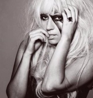 FREE FOLLOW BY @gagasbae !
FOLLOW HER ❤️