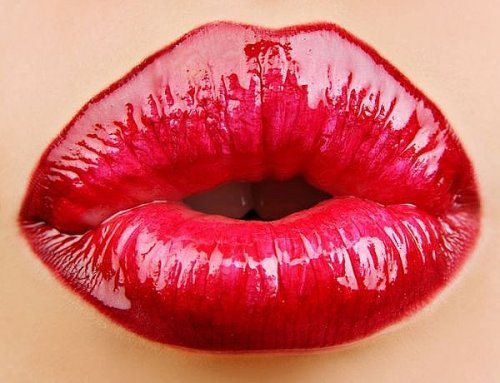 Follow me I follow back! I love you and tweet the shit. If your a girl or boy DM me your nudes if your not scared. DM for dirty messaging. Much love.