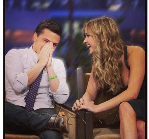 WeLovePeetaHG's profile picture. So there's this boy & he's a baker. #TeamPeeta ✌ JLaw & JHutch are back at again with Catching Fire! 4 owners : Kiara, Angie, Whitney & Sydney!