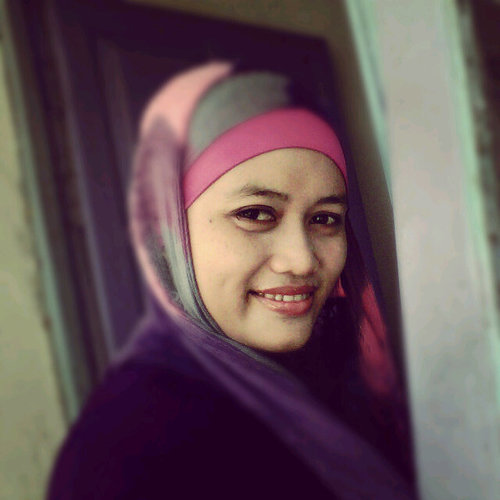 fatra_auril's profile picture. Simpel