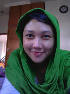 ninaakirana's profile picture. I'm just a working woman 'n mother of two