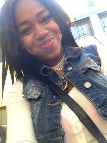 Im China Doll Nw Follow meh nd da rest of mi dolls @_NdSheClassy nd @FashionHatesMee .Stp Readin Nd Push Da Damn Follow Button.BIIIIITTTTCCCHHH