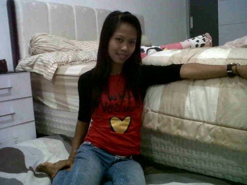 Suparti1986Atik's profile picture. 