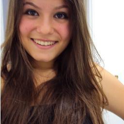 A Priiincesinha que não Nasceeu
Para ficar preza no casteelo, Maaiss Sim para
Enfrentar A realidade Com a Cabeça Eguiida ~ ♥ 
 Me segue amore ♥