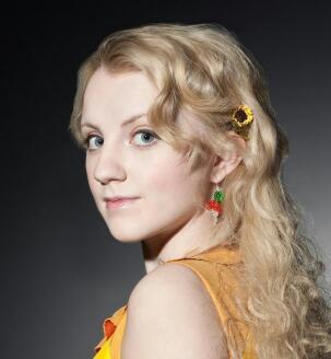 Luna | Married to Rolf | Ex-Ravenclaw | [RP] //Caitlin\\