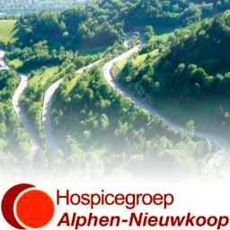 Vriendengroep bedwingt de Alpe d' Huez voor de Hospicegroep Alphen-Nieuwkoop