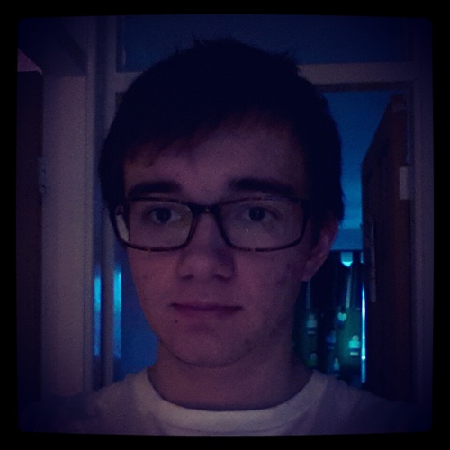 Skype: harryndeakin
  Kik messenger: harrydeakin
 BBM Pin: 2A67D643 Follow me I'll follow back, unfollow me I'll unfollow back #simple.as
