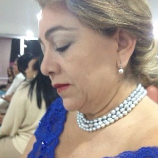 Abogada, U.Libre. Esp- Maestria Derecho Privado, UNAM, Mex. Esp Derecho Procesal Civil, U Sergio Arboleda.