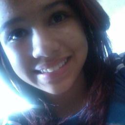 sou apenas mais uma adolescente...
...so que diferente e unica BD