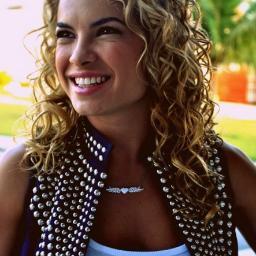 @Lua_Blanco Luua você é o ar que eu respiro.