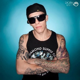 Rapper

Sponsored By YouTube
http://t.co/GirW3Cc7