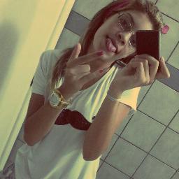 ''Esquecer é uma necessidade. A vida é uma lousa, em que o destino, para escrever um novo caso, precisa de apagar o caso escrito.''