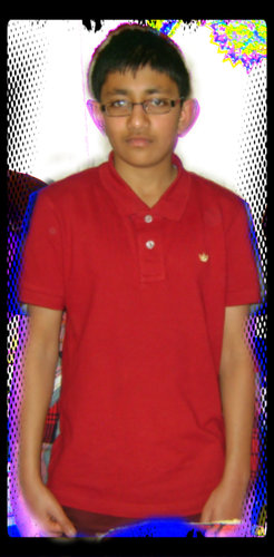 follow me, i will follow you back:)i support Arsenal:)